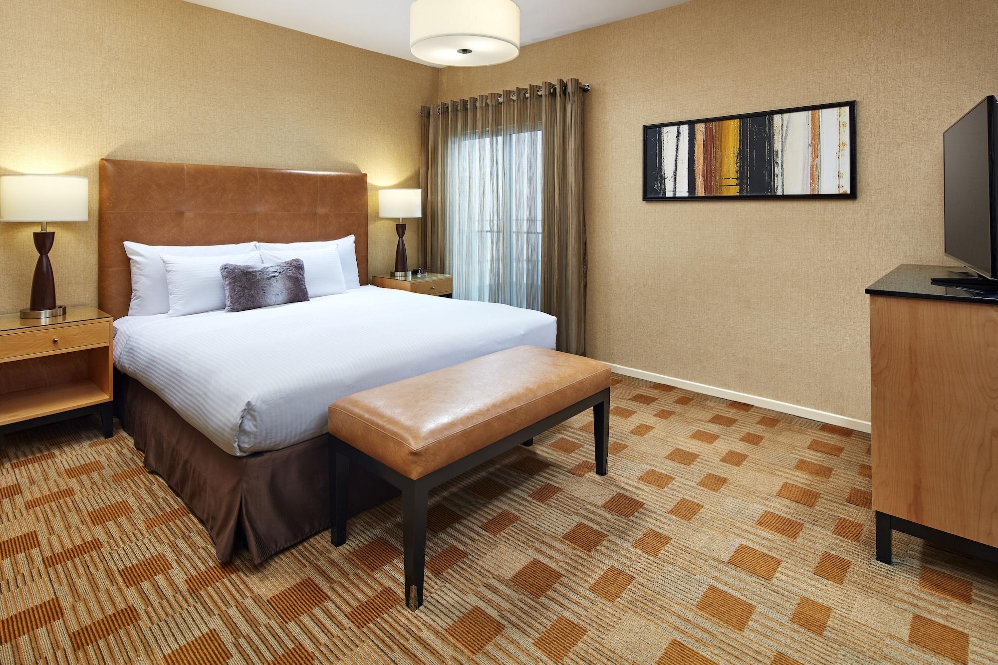 Elan Hotel