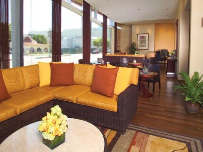 Elan Hotel 3*